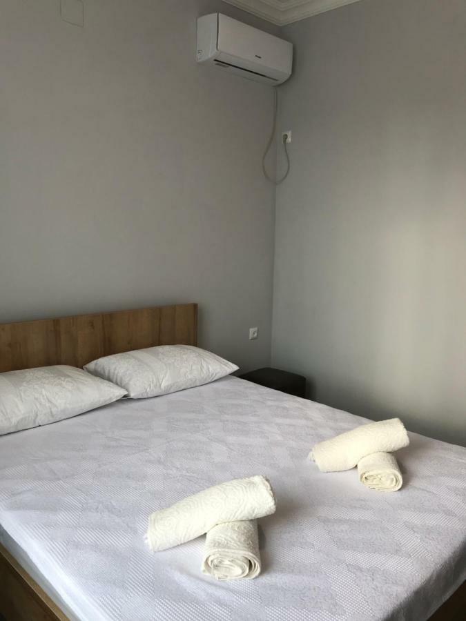 Hotel Charli Gonio Bagian luar foto